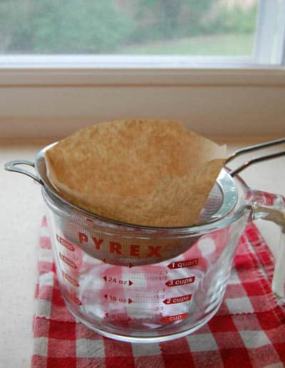 Preparing the filter for iced coffee
