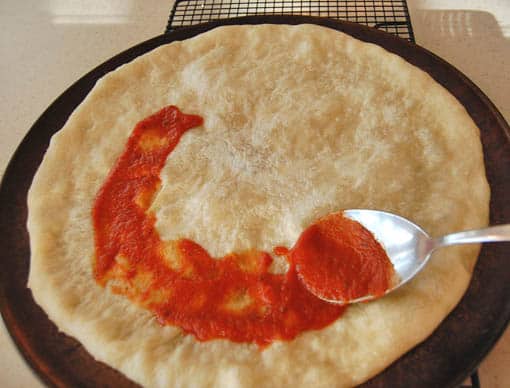 pizza8 Homemade pizza sauce at HappySimpleLiving.com