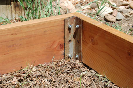 smraisedgarden1 Corner of cedar raised garden showing how hardware is attached.